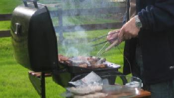 Var försiktig med elgrillen i sommar