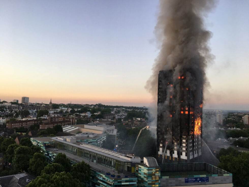 Grenfell Tower brinner