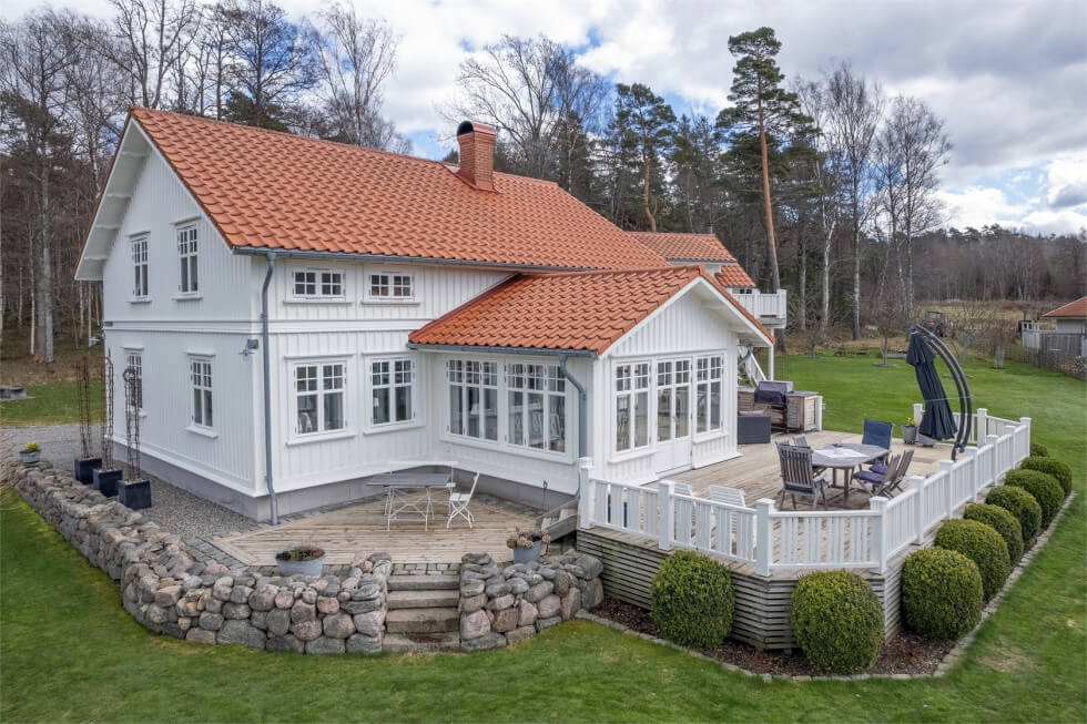 Ett arkitektritat kaptenshus i Kragenäs.