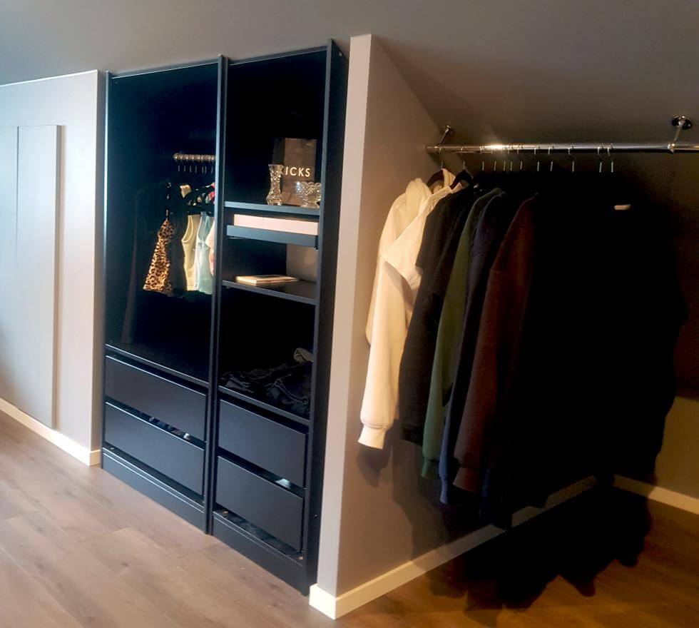 Walk in closet